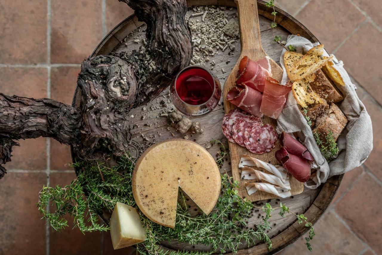 Вилла Fattoria Fibbiano Terricciola Экстерьер фото